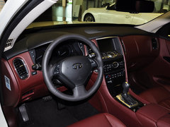 2013款 2.5L 自动 两驱优雅版 5座