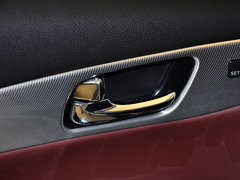 2013款 2.5L 自动 两驱优雅版 5座