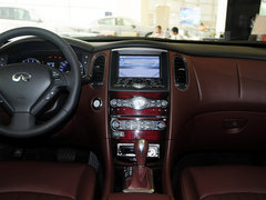2013款 2.5L 自动 两驱尊雅版 5座