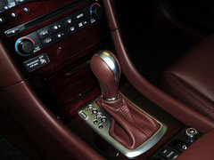 2013款 2.5L 自动 两驱尊雅版 5座