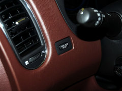 2013款 2.5L 自动 两驱尊雅版 5座