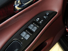 2013款 2.5L 自动 两驱尊雅版 5座