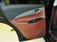 2013款 2.5L 自动 四驱优雅版 5座