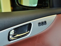 2013款 2.5L 自动 四驱优雅版 5座