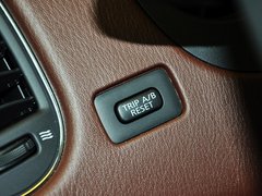 2013款 2.5L 自动 四驱优雅版 5座
