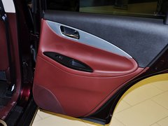 2013款 2.5L 自动 四驱优雅版 5座