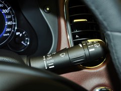 2013款 2.5L 自动 四驱优雅版 5座