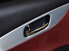 2013款 2.5L 自动 四驱优雅版 5座