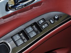 英菲尼迪QX50(进口) 2013款 2.5L 自动 四驱优雅版 5座