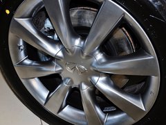 2013款 2.5L 自动 四驱优雅版 5座