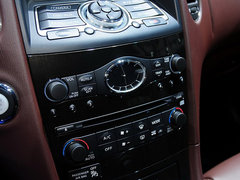 2013款 2.5L 自动 四驱尊雅版 5座