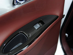 2013款 2.5L 自动 四驱尊雅版 5座