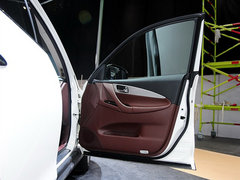 2013款 2.5L 自动 四驱尊雅版 5座