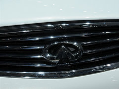 2013款 2.5L 自动 四驱尊雅版 5座