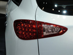 2013款 2.5L 自动 四驱尊雅版 5座