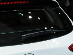 2013款 2.5L 自动 四驱尊雅版 5座