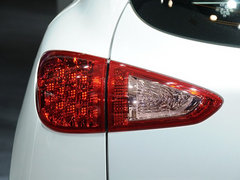 2013款 2.5L 自动 四驱尊雅版 5座