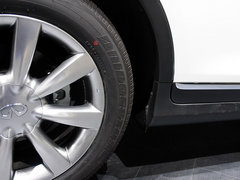 2013款 2.5L 自动 四驱尊雅版 5座