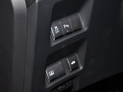 2013款 2.5L 自动 舒适版