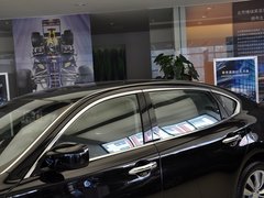 2013款 2.5L 自动 舒适版