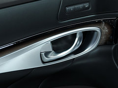 2013款 3.5L 自动 奢华版 HYBRID