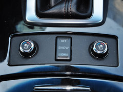 2013款 3.5L 自动 超越版