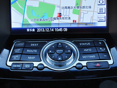 2013款 3.5L 自动 超越版