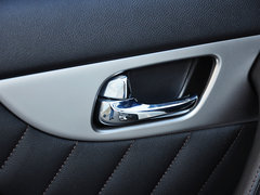 2013款 3.5L 自动 超越版