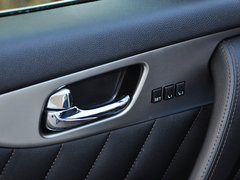 2013款 3.5L 自动 超越版