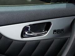 2013款 3.7L 标准版