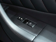 2013款 3.7L 标准版