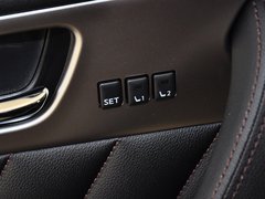 2013款 3.7L 标准版
