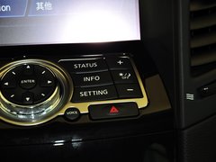 2013款 3.7L 标准版