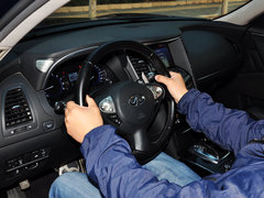 2013款 3.7L 超越版