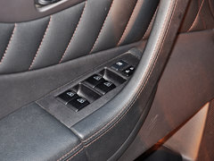 2013款 3.7L 超越版