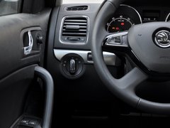 2014款 1.8TSI DSG 极地版 5座