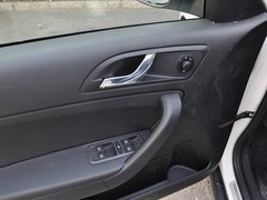 2014款 1.8TSI DSG 极地版 5座