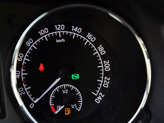 2014款 1.8TSI DSG 极地版 5座
