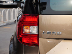 2014款 1.8TSI DSG 极地版 5座