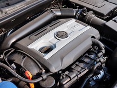 2014款 1.8TSI DSG 极地版 5座