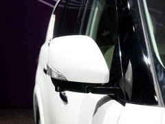 2013款 5.6L 自动 4WD 7座