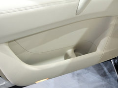 2013款 5.6L 自动 4WD 7座