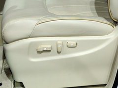 2013款 5.6L 自动 4WD 7座