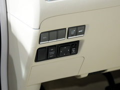 2013款 5.6L 自动 4WD 7座