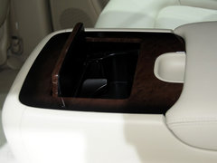 2013款 5.6L 自动 4WD 7座