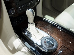 2013款 5.6L 自动 4WD 7座