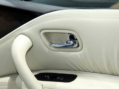 2013款 5.6L 自动 4WD 7座