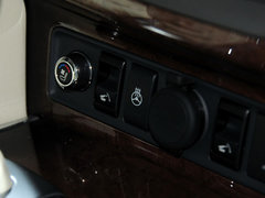 2013款 5.6L 自动 4WD 7座