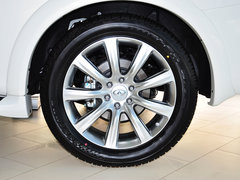2013款 5.6L 自动 4WD 7座