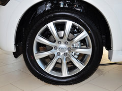 2013款 5.6L 自动 4WD 7座